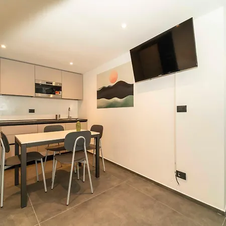 Galaxy Lofts - Modern *