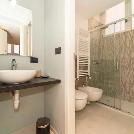 Galaxy Lofts - Modern *