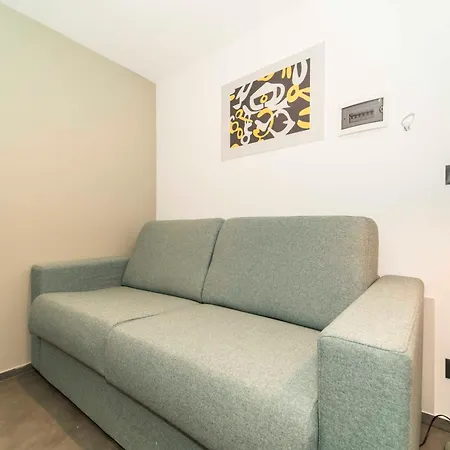 Galaxy Lofts - Modern