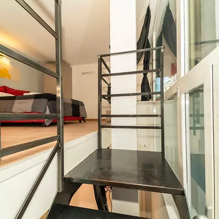 Galaxy Lofts - Modern Apartment