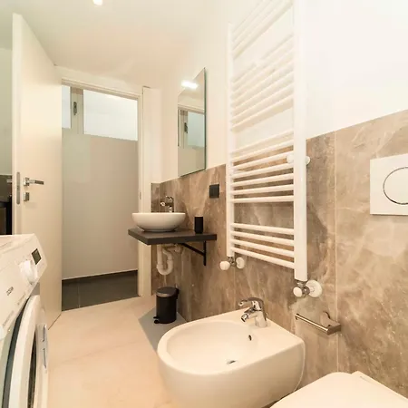 Galaxy Lofts - Modern *