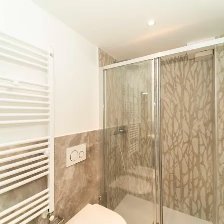 Galaxy Lofts - Modern Apartamento