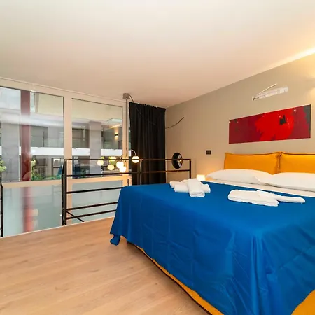 Galaxy Lofts - Modern